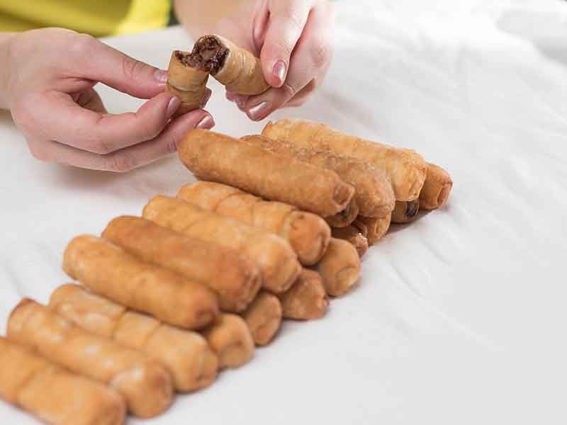 tequeños con nutella / 12 piezas (8cm)